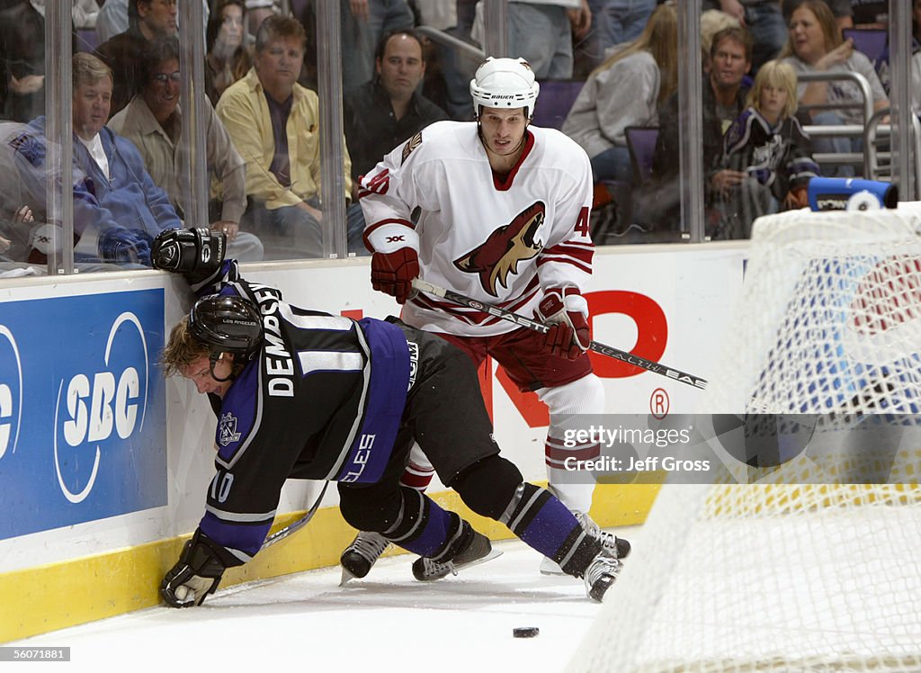 Phoenix Coyotes v Los Angeles Kings