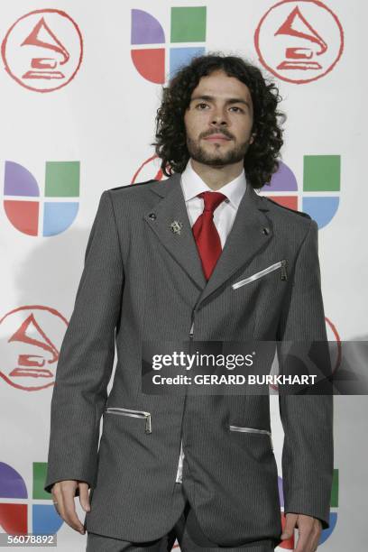 Mexican actor Jose Maria Torre poses backstage after presenting an award during the 6th Annual Latin Grammy Awards, 03 November 2005, at the Shrine...