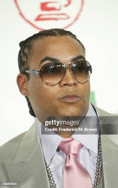 Reggaeton artist Don Omar poses in the press room at the 6th Annual Latin Grammy Awards at the Shrine Auditorium on November 3, 2005 in Los Angeles,...