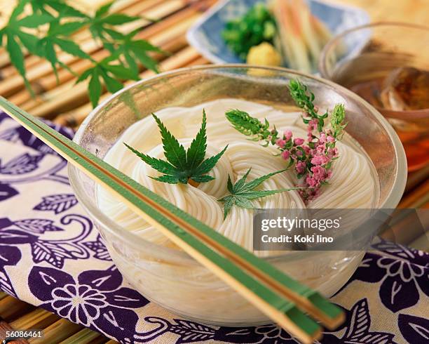 japanese vermicelli - somen noodles imagens e fotografias de stock