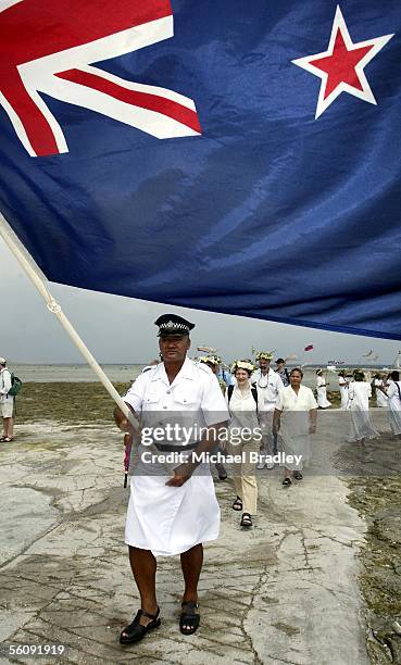 Prime Minister Helen Clark is welcomed onto Afafu, Tokelau Monday 09 August 2004 during a two day visit to Tokelau after the finish of the 35th...