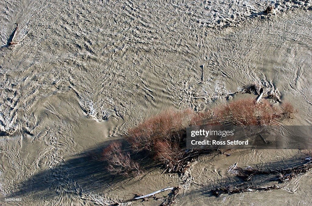 The swollen Rangitikei River, in the Man