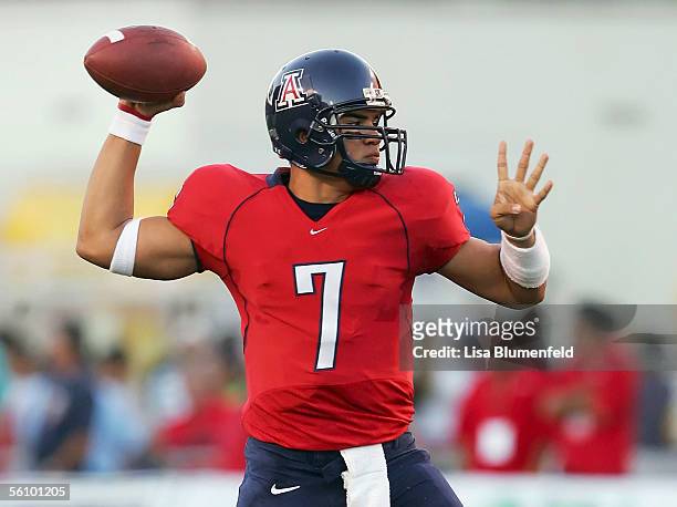 Quarterback Willie Tuitama of the University of Arizona Wildcats looks to pass in the first half against the UCLA Bruins on November 5, 2005 at...