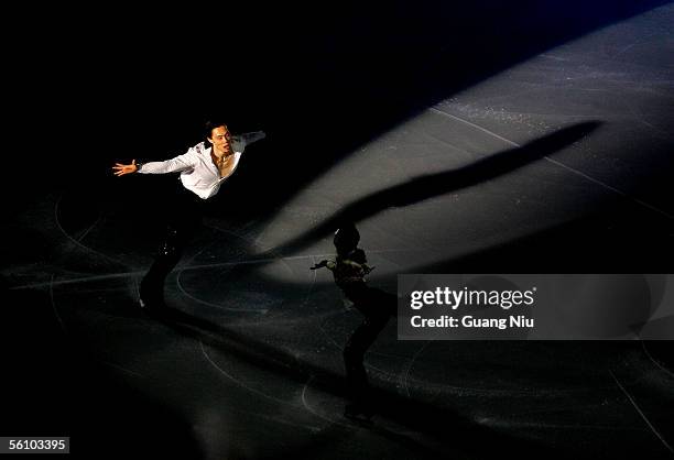 Pang Qing and Tong Jian of China perform at the gala exhibition of 2005 China Figure Skating Championship at Capital Gymnasium on November 6, 2005 in...