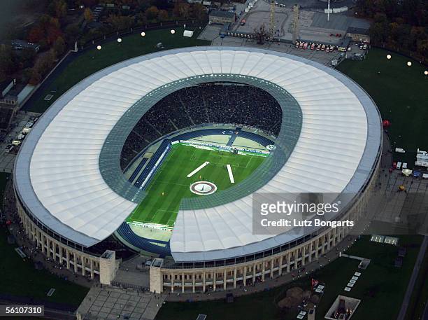 General view of the Olympic Stadium during the Bundesliga match between Hertha BSC Berlin and 1. FC Kaiserslautern on November 5, 2005 in Berlin,...