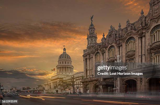 the capitol building and the national theater at sunset, havana, cuba - capitolio fotografías e imágenes de stock