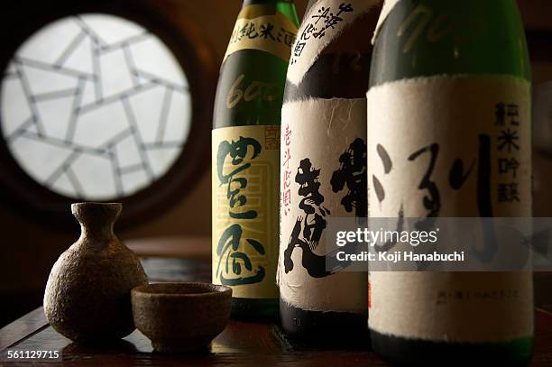 asian drinks bottles - saké bildbanksfoton och bilder