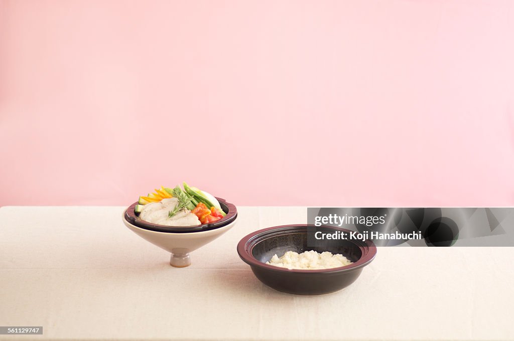 Asian steamer dish and lid