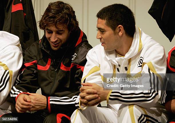 Juan Roman Riquelme talks to players during the Adidas press launch of the new Predator Football boot on November 3, 2005 in Las Rozas, Madrid.