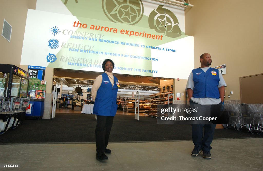 Wal-Mart Opens New "Experimental" Store