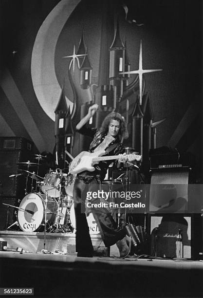 Guitarist and songwriter Ritchie Blackmore performing with British rock group Rainbow at the Ford Auditorium in Detroit, Michigan, 21st November 1975.