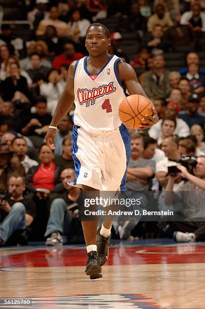 Anthony Goldwire of the Los Angeles Clippers brings the ball upcourt during the preseason game against the Seattle SuperSonics at Staples Center on...