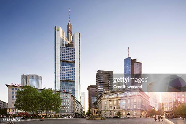 frankfurt goetheplatz - frankfurt germany skyline stock-fotos und bilder