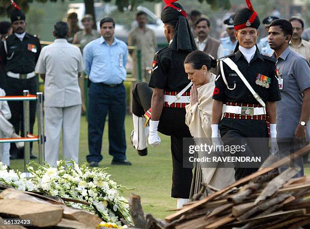 Chairperson of the United Progressive Alliance government and Congress Party President Sonia Gandhi pays tribute to former Indian President Kocheril...