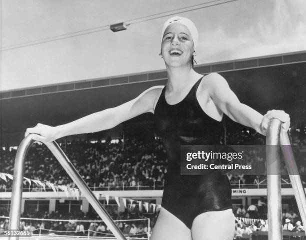 30 Linda Ludgrove Stock Photos, HighRes Pictures, and Images Getty