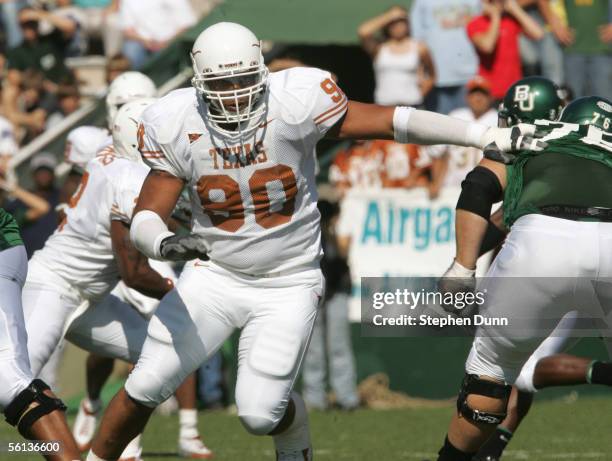 Rodrique Wright of the Texas Longhorns moves to block during the game against the Baylor Bears on November 5, 2005 at Floyd Casey Stadium in Waco,...