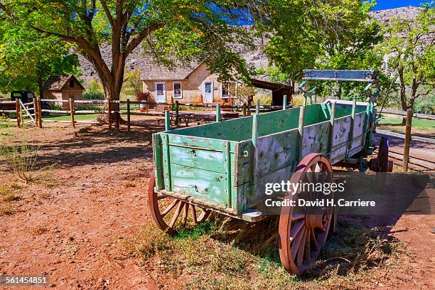 capitol reef national park, utah - capitol reef national park stock-fotos und bilder