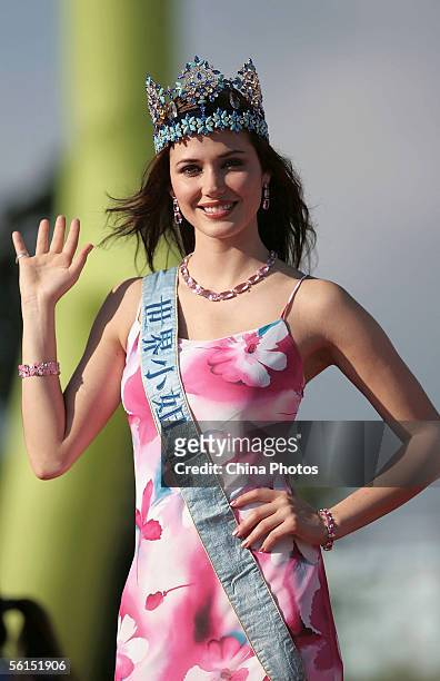Miss World 2004, Maria Julia Garcia Mantilla of Peru attends a parade of 55th Miss World pageant on November 12, 2005 in Sanya of Hainan Province,...
