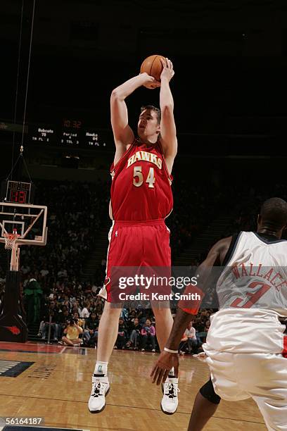 John Edwards of the Atlanta Hawks shoots against the Charlotte Bobcats during a NBA preseason game on October 17, 2005 at Charlotte Coliseum in...