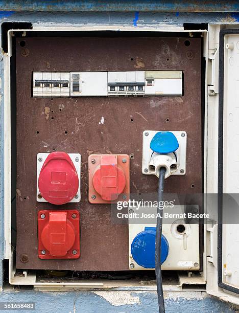 electricity distribution box - tomada de ligação à rede imagens e fotografias de stock