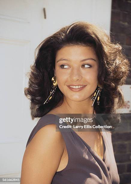 Welsh actress Catherine Zeta-Jones, circa 1991.