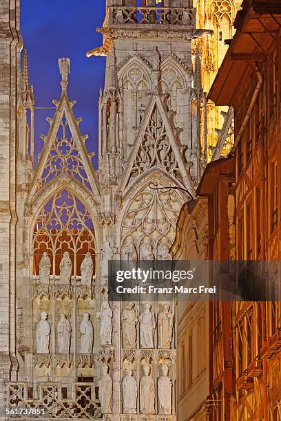 west facade, cathedral and rue de gros-horloge - rouen france stock pictures, royalty-free photos & images