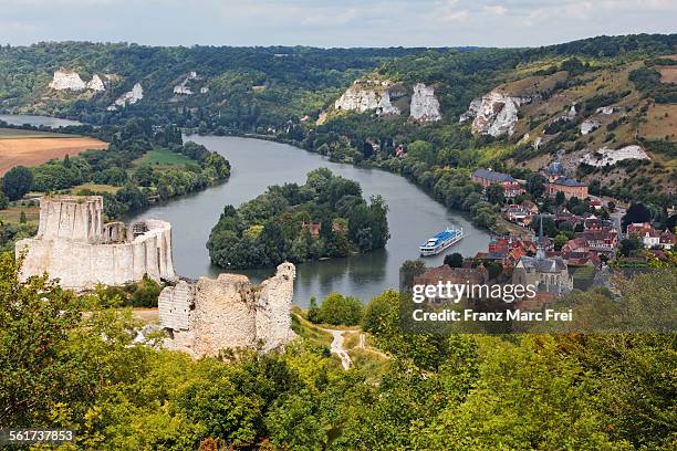 le petit andely, seine - boat ruins stock pictures, royalty-free photos & images