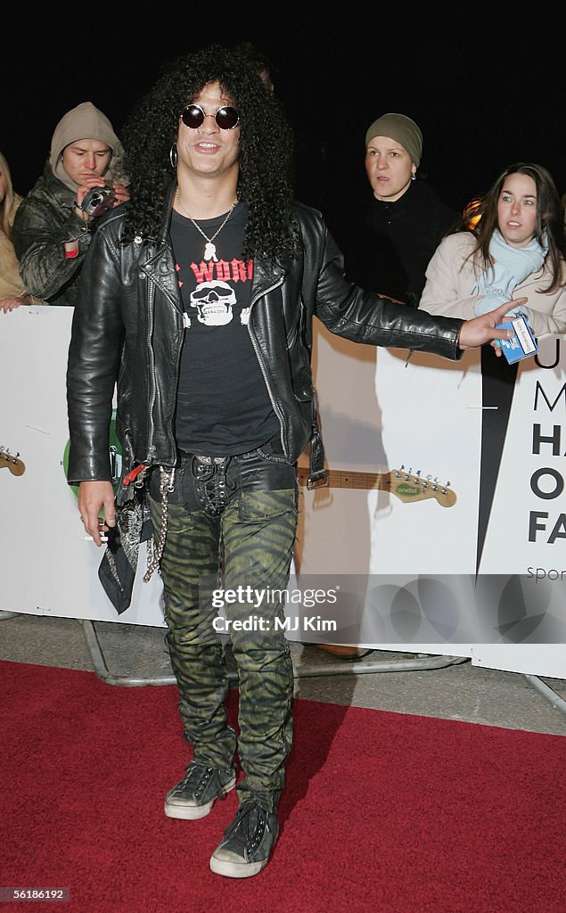 Slash 2005 Velvet Revolver guitarist Slash arrives at the live final of the UK ...