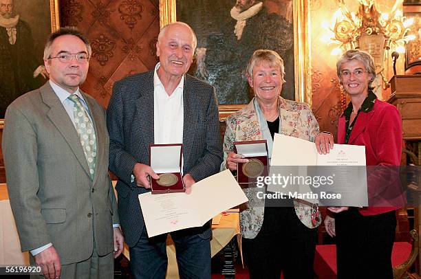 Peter Lesser 144 Peter Lesser Stock Photos, High-Res Pictures, and Images - Getty Images