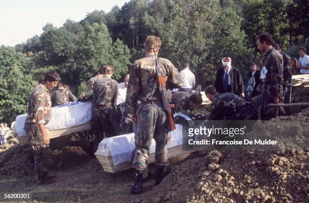 War of Bosnia-Herzegovina. Funeral of Bosnian victims. Puracic, September 1992.