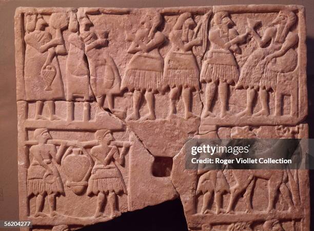 Oriental art. Religious scene. Votive tablet , from the region of Dyala or Ur. Museum of Baghdad.