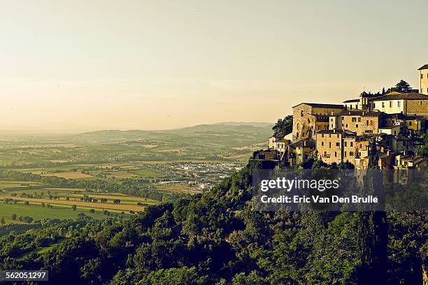 todi - umbria , italy - eric van den brulle ストックフォトと画像