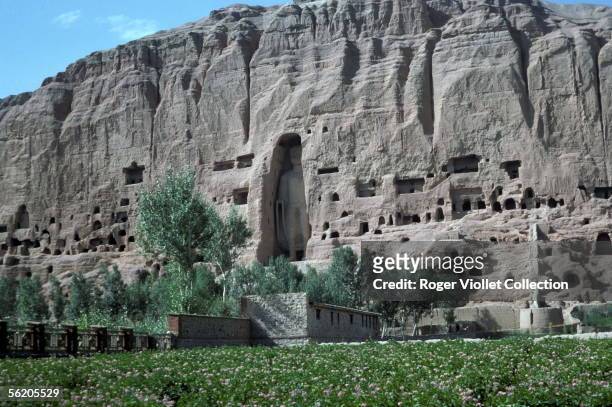 Site of Bamiyan . The "small" giant Buddha cut in the cliff. October 1975.