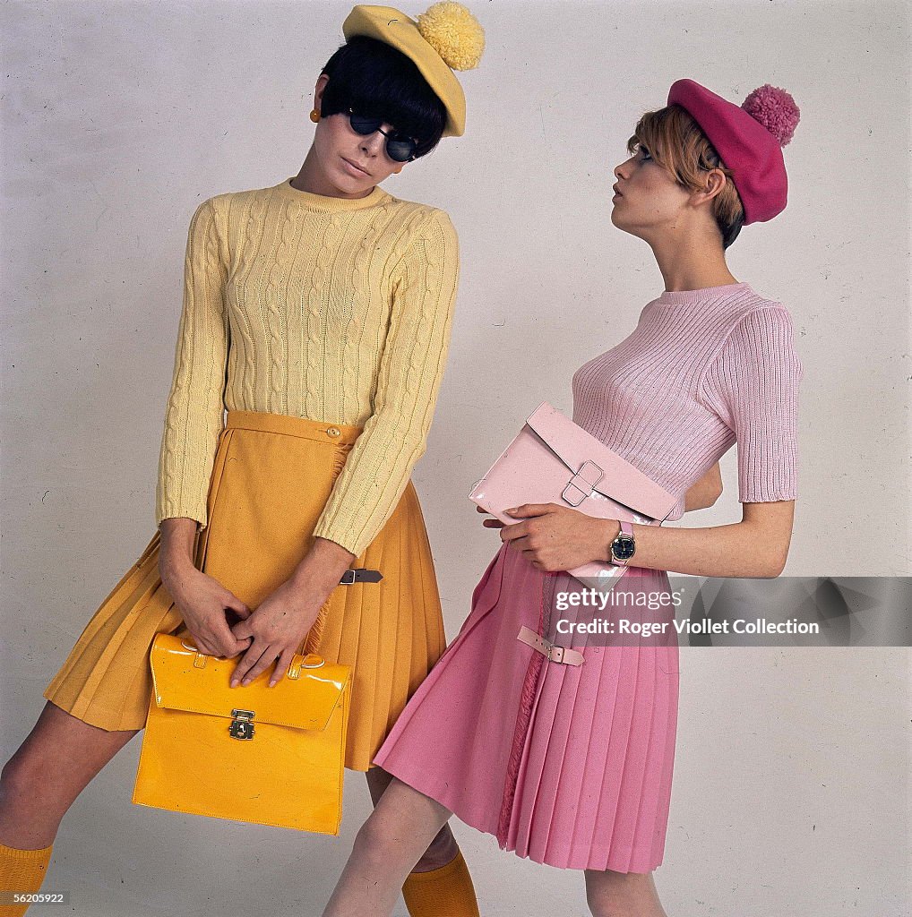 Ready-to-wear. Pleated skirts. Twiggy, on the righ