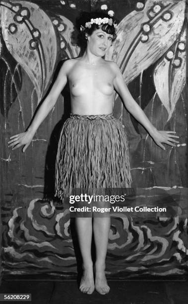 Dancer of the revue "Cupidon". Paris, about 1937.