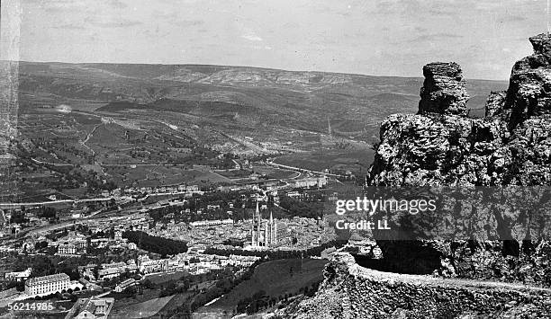 Mende . Panoramic view and rocks of Saint-Privat, about 1900.