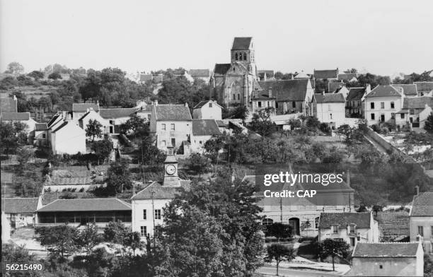 35 Montreuil Aux Lions Stock Photos, HighRes Pictures, and Images