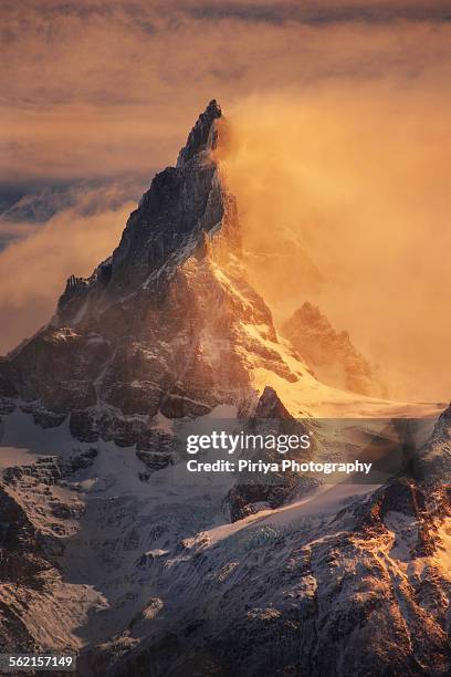 patagonia mountain - cordigliera delle ande foto e immagini stock