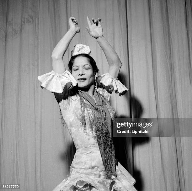 Carmen Amaya, Spanish dancer. Paris, Etoile theatre, february 1960.