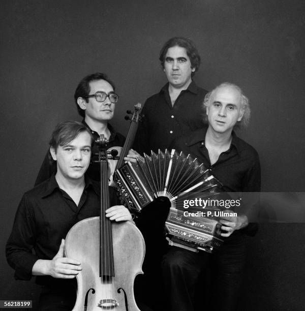 Cuarteto Cedron, Argentinian quartet of tango music. Paris, 1982.