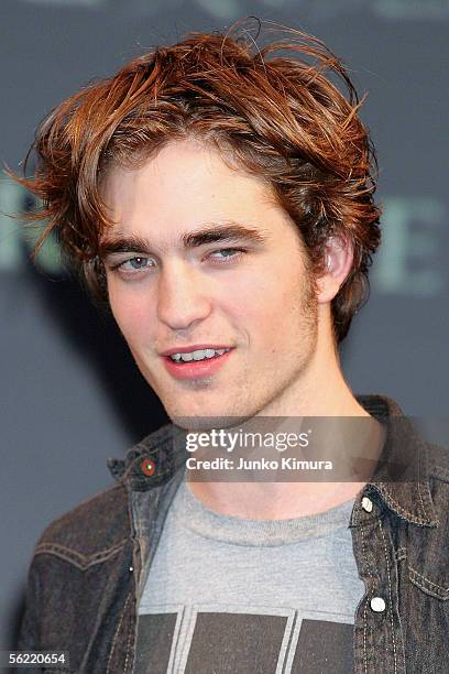 Actor Robert Pattinson attends a press conference promoting his new film "Harry Potter and The Goblet Of Fire" on November 18, 2005 in Tokyo, Japan....