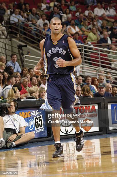 Shane Battier of the Memphis Grizzlies jogs during the game against the Orlando Magic at TD Waterhouse Centre on November 4, 2005 in Orlando,...