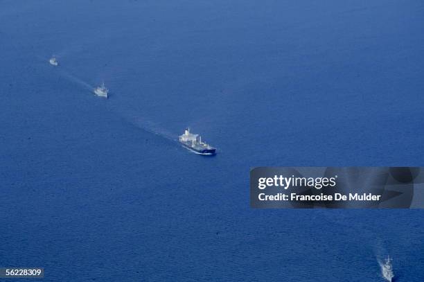 Convoy of oil tankers in the Persian Gulf, during the Iran-Iraq war. October, 1987.