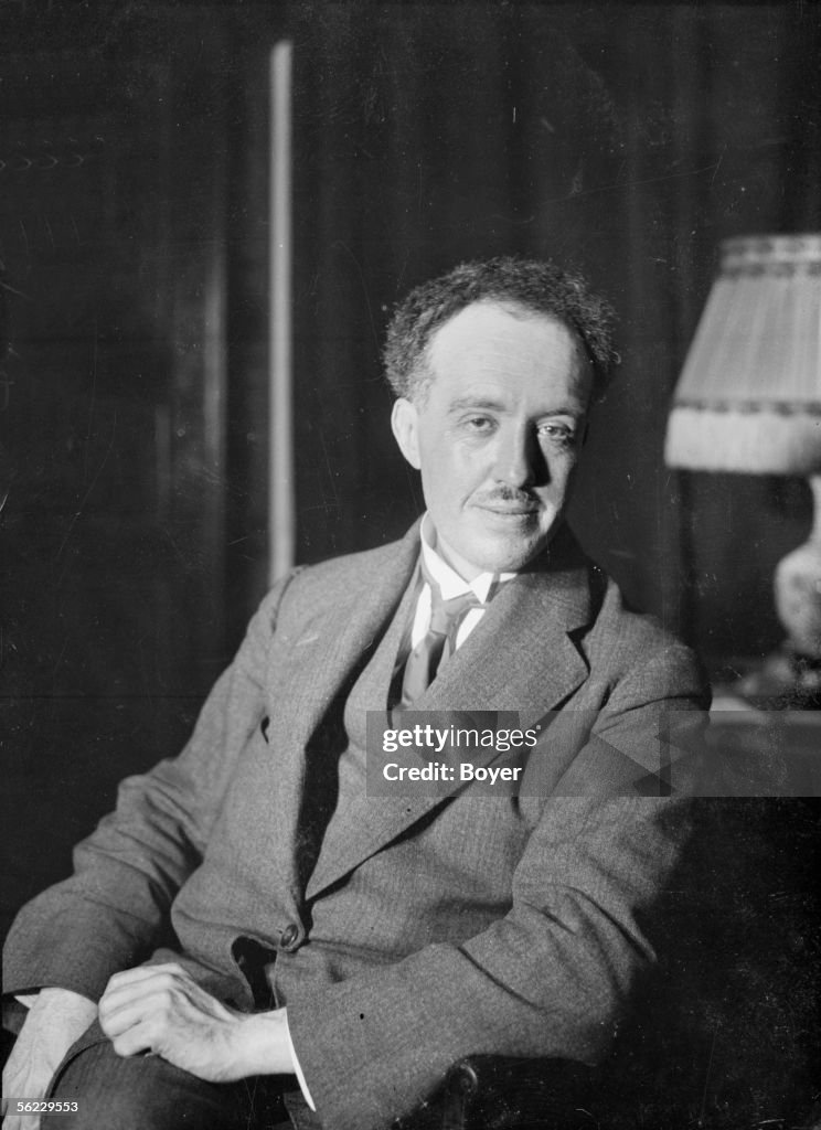 Louis De Broglie