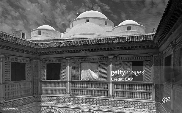 Tunis . Dar El Monastiri and domes of Sidi Mahres. About 1950. CAPE 877A.