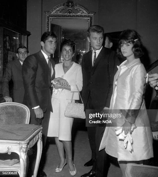 Jean-Pierre Pierre-Bloch , Sacha Distel, Francine Breaud, his wife, Johnny Hallyday and Patricia Viterbo, French actress, of left on the right....