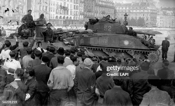 World War II. Liberation of Paris. Chariots of the 2nd D.B. On the Petit-Pont. August 1944. Roger Viollet via Getty Images-28349.