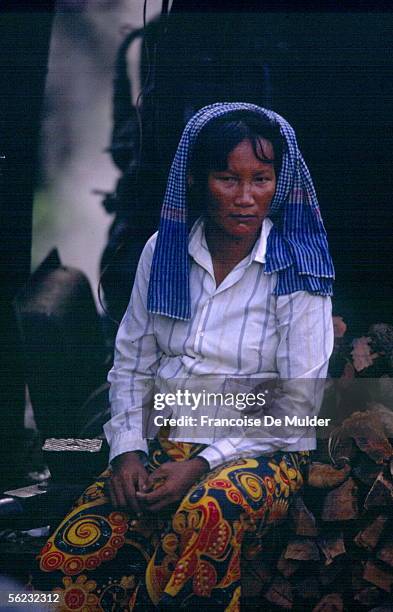 Pai Lin . Woman wearing the "krama", October 1989. FDM-2019-16.