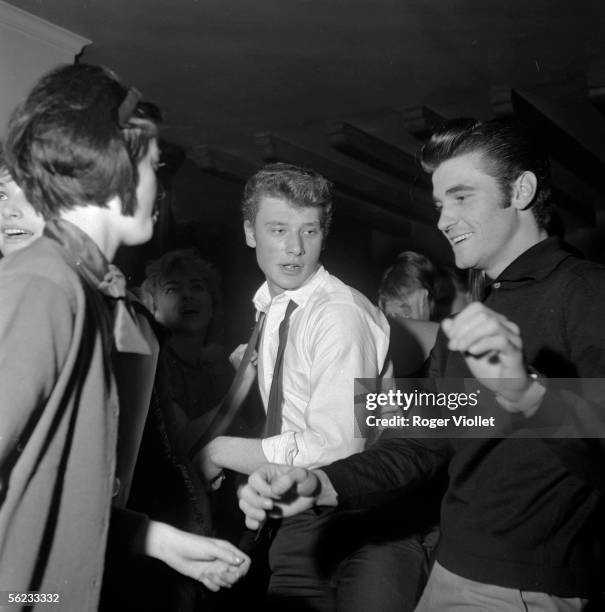 Johnny Hallyday and Vince Taylor au Club Saint-Hilaire. Paris, 1965. HA-2027-3.