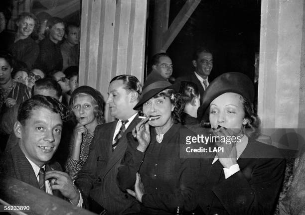 Actresses and singers Mistinguett and Marlene Dietrich , Paris, circa 1930. LAP-38784.